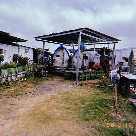 Komei Container Homestay Qingshui Bagian luar foto